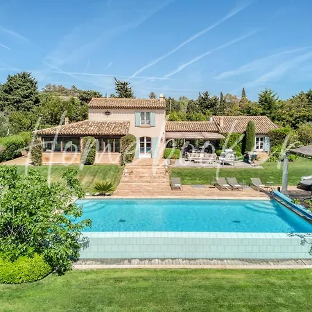 Pins Villa